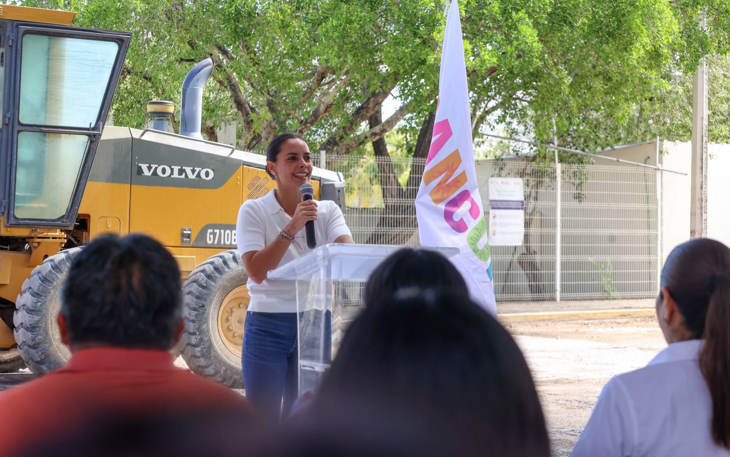 uploads/6/32/01 (2173).Jpeg